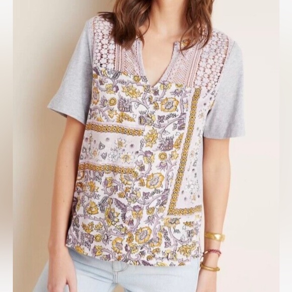 ANTHROPOLOGIE Gray/Purple Mixed Media Floral Top by Tiny, Size M. - Picture 2 of 14